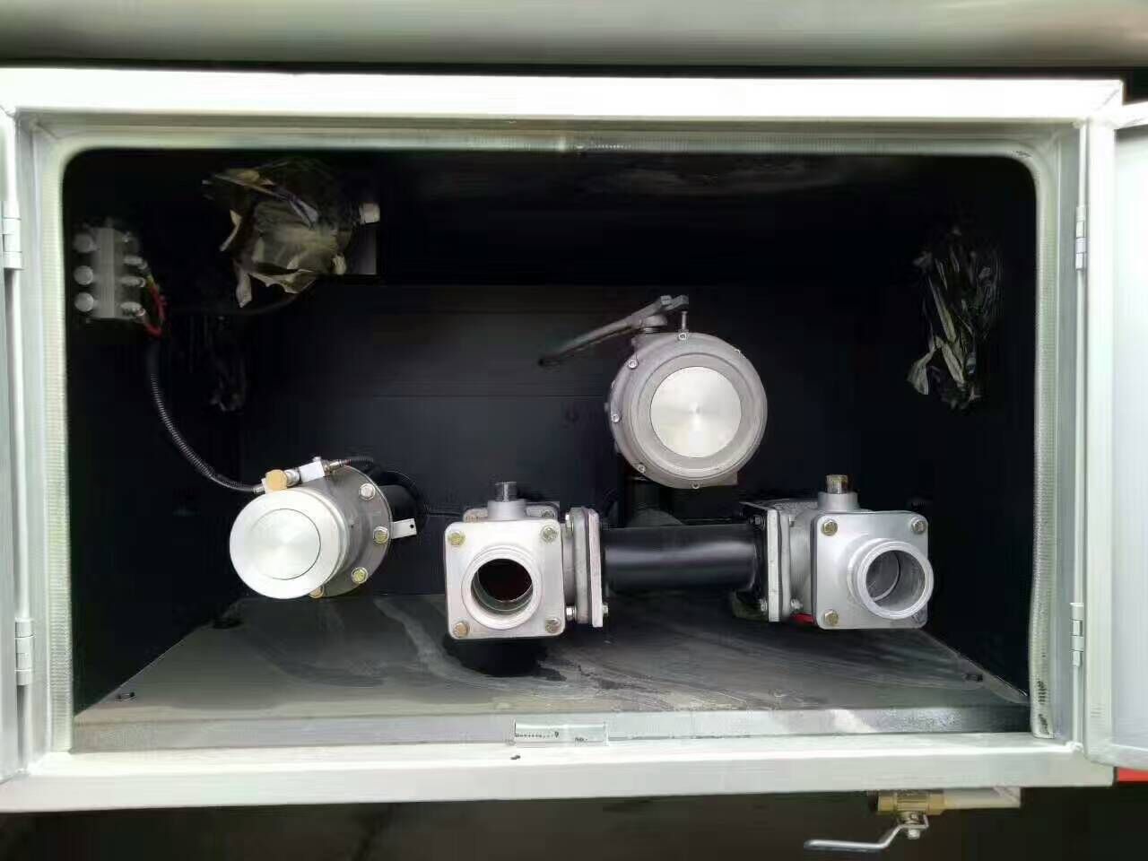 �͹�܇(ch��)�DƬ