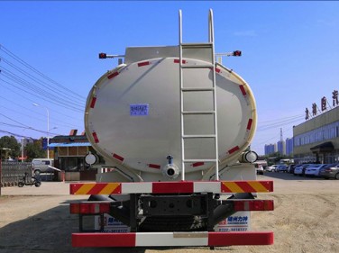 �������ǰ�ĺ�˹�Һ܇(ch��)