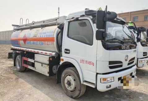 ����8������܇�������S������