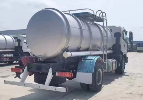 ����W��10��ʳƷ��(j��)���P��\(y��n)ˮ܇(ch��)