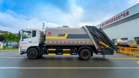 8�����s����܇