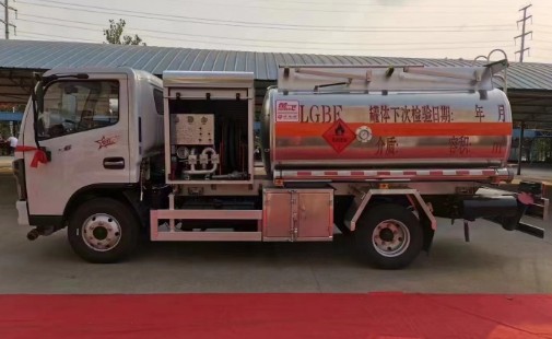 ������4.7���w�C����܇_�|�L(f��ng)�������w�C����܇_���w��CLQ5070GJY6F���w�C����܇