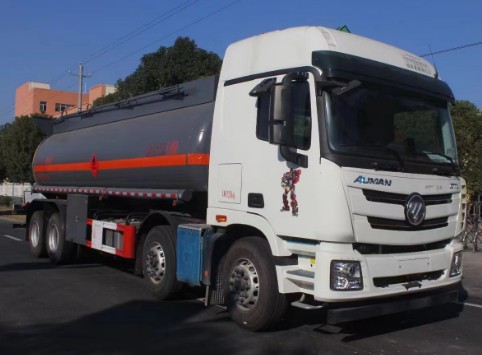 福田前四后八25方易燃液體罐式運(yùn)輸車_潤(rùn)知星牌SCS5321GRYBJ6型易燃液體罐式運(yùn)輸車 福田前四后八25方易燃液體罐式運(yùn)輸車_潤(rùn)知星牌SCS5321GRYBJ6型易燃液體罐式運(yùn)輸車