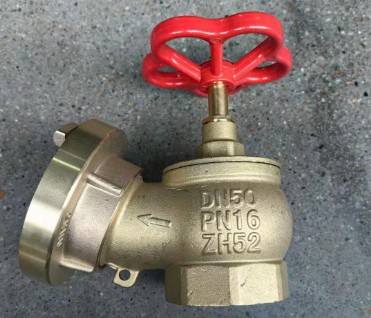 �������������y�T