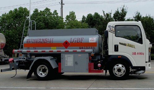 2.6�����������{(l��n)�Ƽ���܇(ch��)_�|����YZR5047GJYZ6Q�ͼ���܇(ch��)