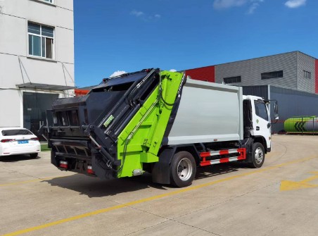 �������s����܇�S��_�|�L(f��ng)������11�����s����܇�r��