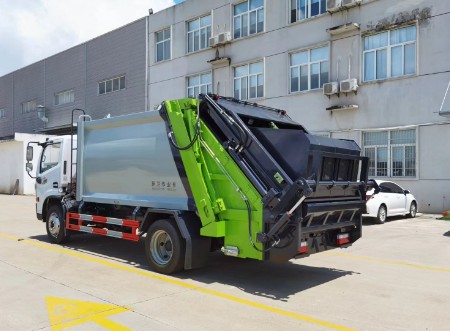 �������s����܇�S��_�|�L(f��ng)������11�����s����܇�r��